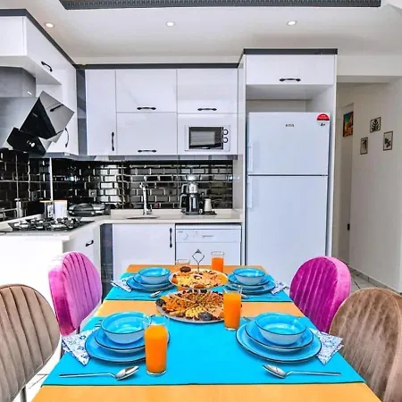 Lägenhet 2 Bedroom With Private Pool