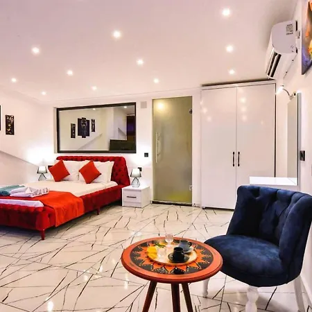 2 Bedroom With Private Pool *