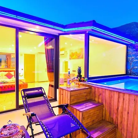 2 Bedroom With Private Pool Apartment Kalkan