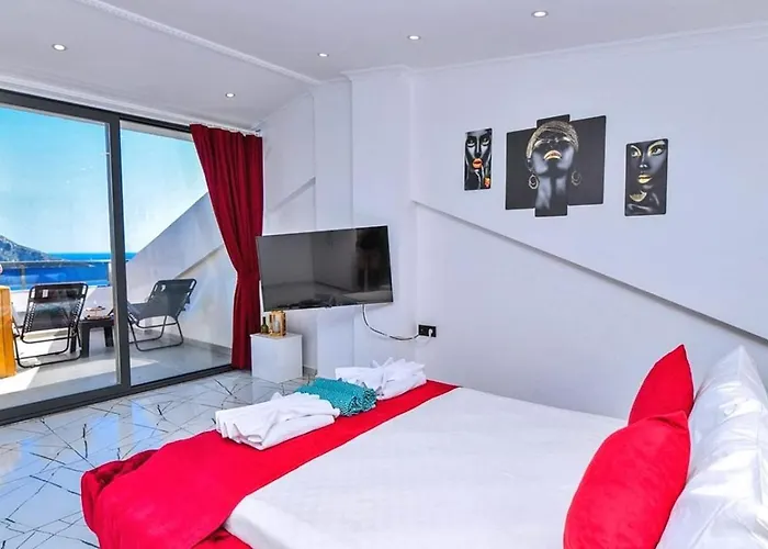 Apartment 2 Bedroom With Private Pool