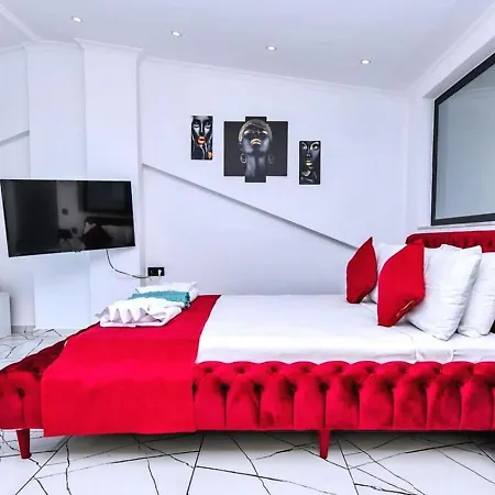 Apartament 2 Bedroom With Private Pool